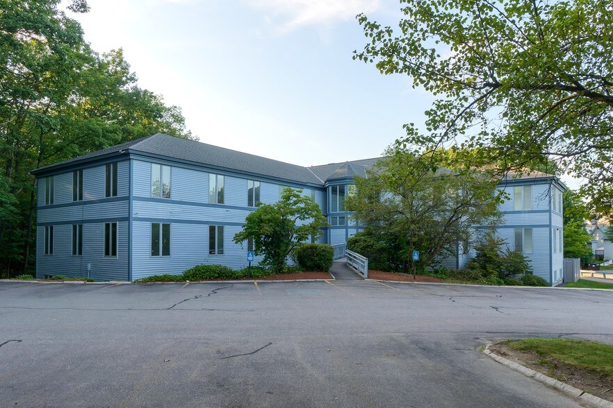 More Photos Of 33 Electric Ave, Fitchburg Medical For Lease