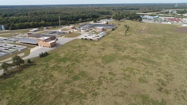 More Photos Of 500 W Honey Creek Dr, Terre Haute Land For Sale