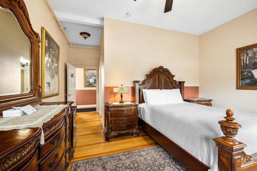 More Photos Of 130 Chapel St, New Shoreham Storefront Retail Residential For Sale