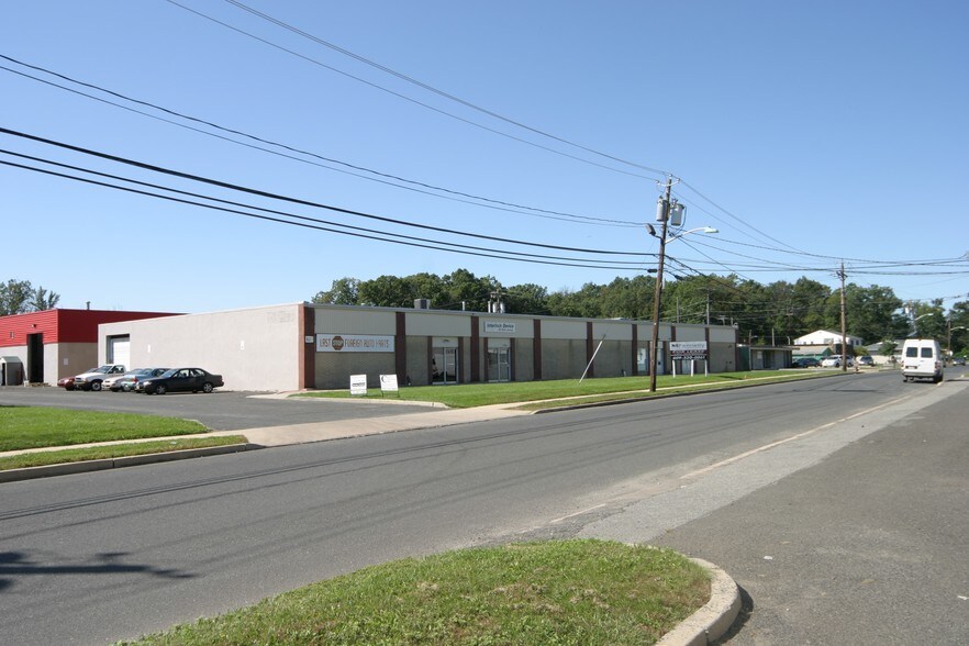 More Photos Of 832 Ridgewood Ave, North Brunswick Unknown For Lease