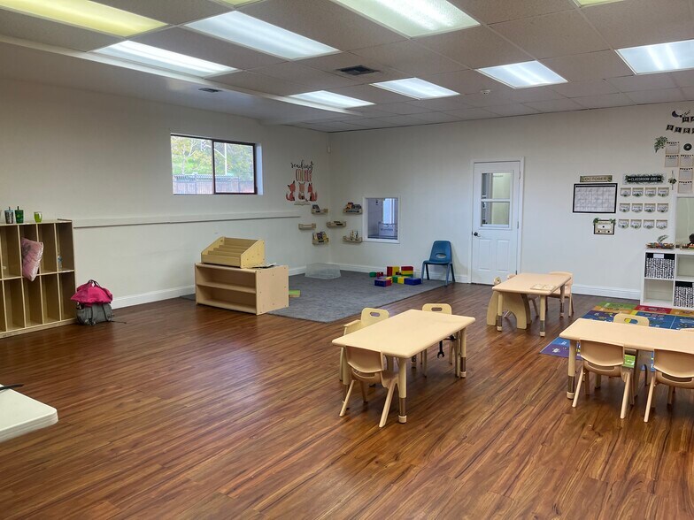 More Photos Of 5909 Camden St, Oakland Daycare Center For Sale