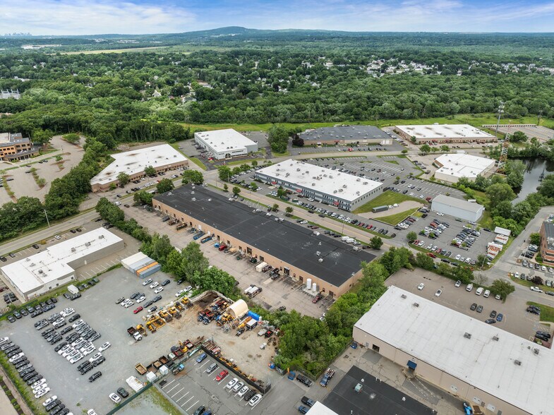 More Photos Of 51-111 Morgan Dr, Norwood Light Manufacturing For Lease