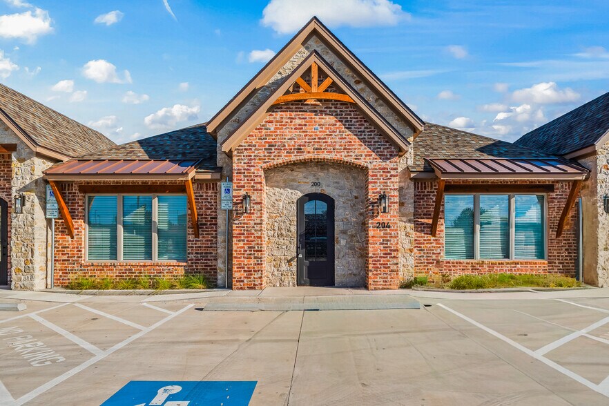 More Photos Of 206 Slide Rd, Lubbock Office For Lease