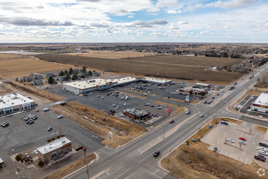 More Photos Of 1350 W Main St, Sterling Unknown For Lease