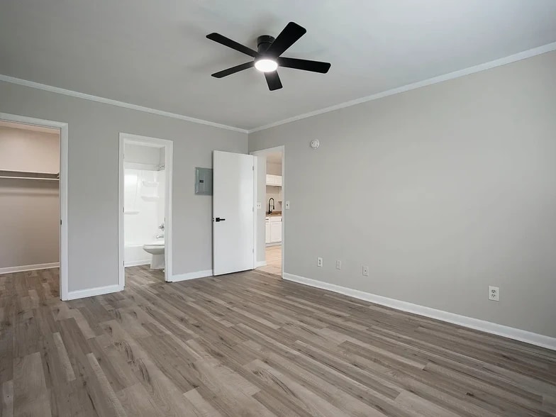 More Photos Of , Huntsville Multifamily For Sale