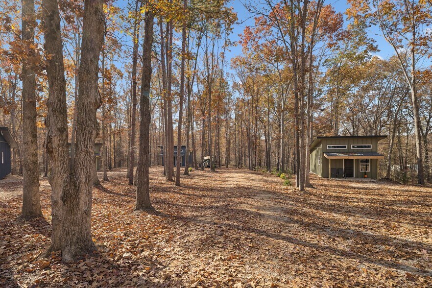 More Photos Of 3158 Summertown Hwy, Summertown Hotel For Sale