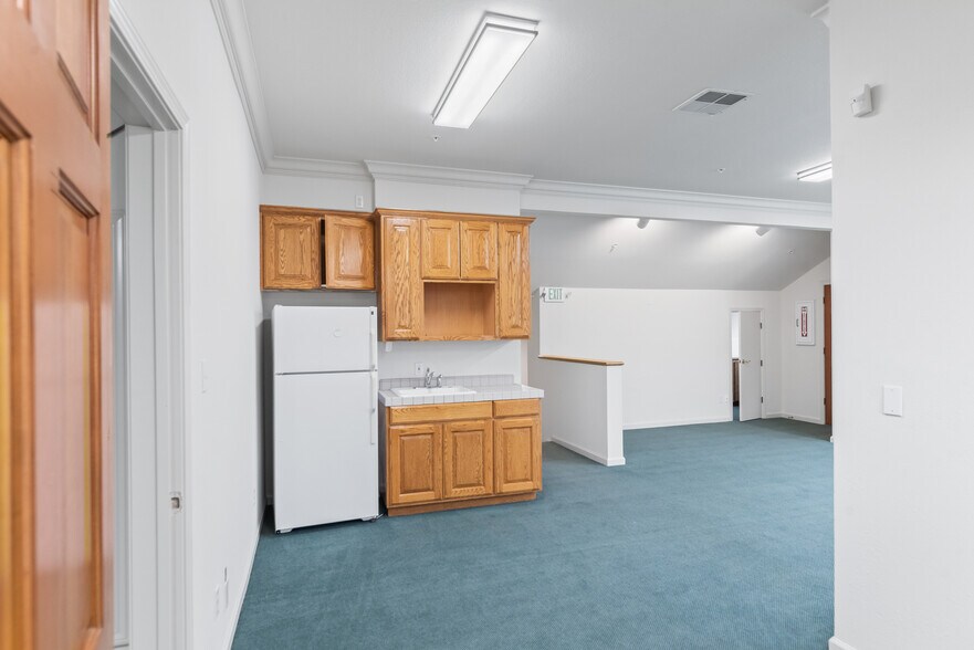 More Photos Of 477 S San Antonio Rd, Los Altos Medical For Sale