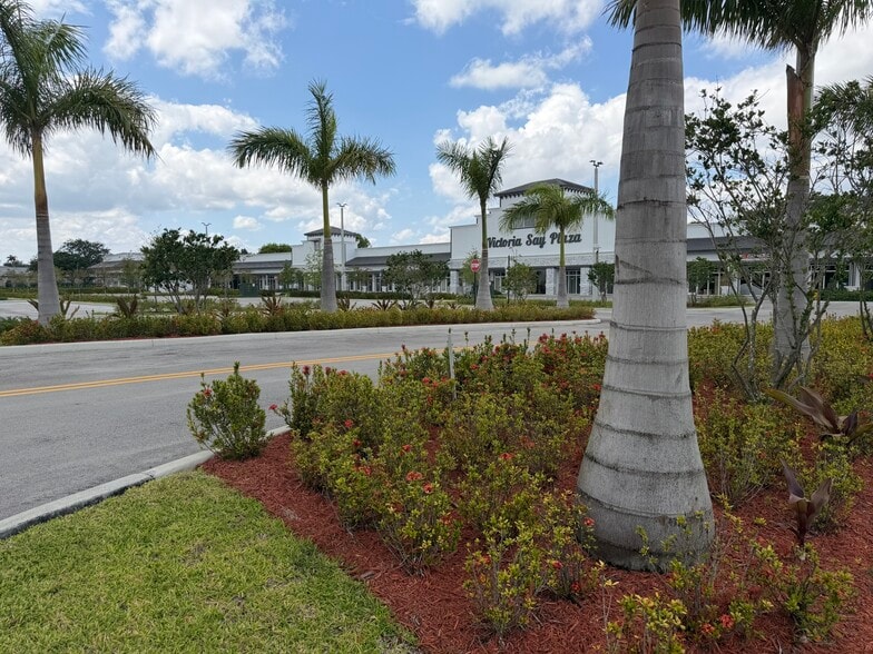 More Photos Of 6601 Stirling Rd, Davie Storefront For Lease