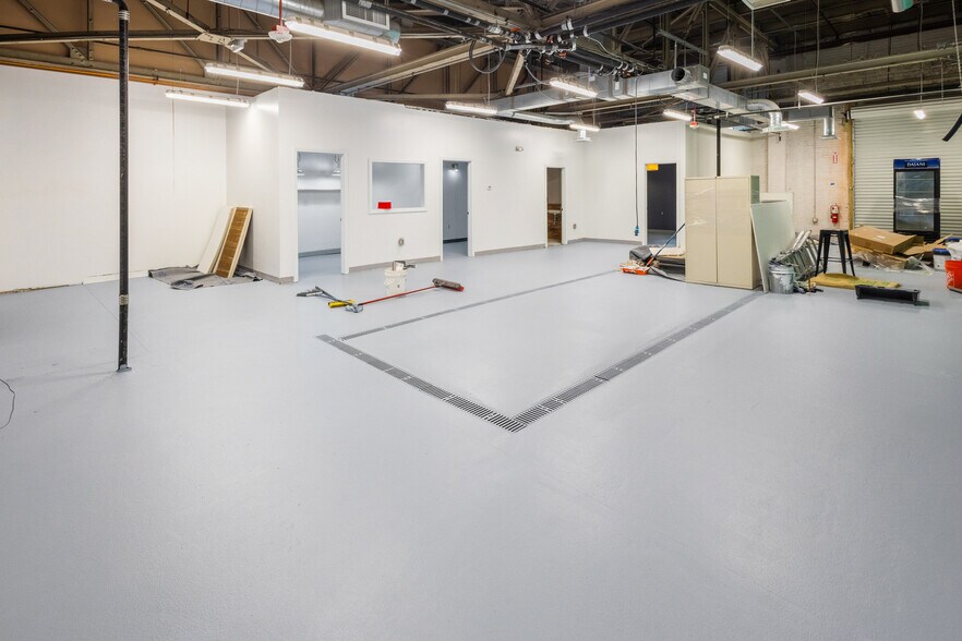 More Photos Of 333 Shrewsbury St, Worcester Warehouse For Lease