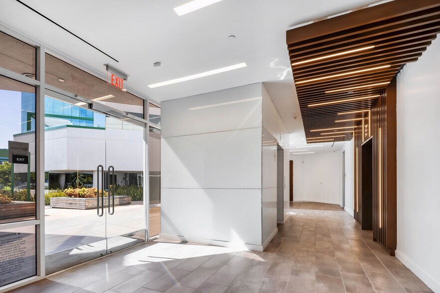 More Photos Of 17900 Von Karman Ave, Irvine Office For Sale