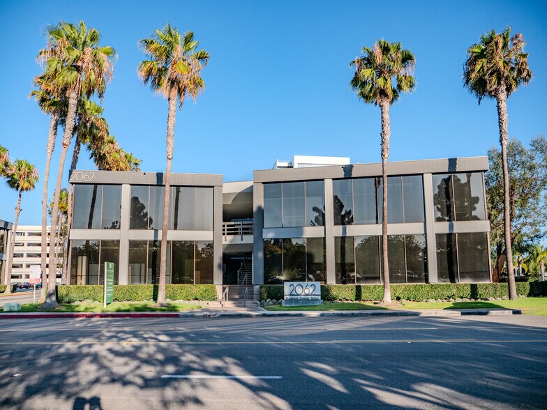 More Photos Of 2062 Business Center Dr, Irvine Unknown For Lease