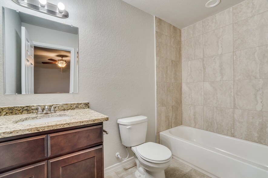 More Photos Of 16910 Dancing Ava, Selma Multifamily For Sale