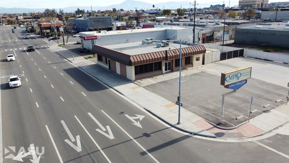 Primary Photo Of 2332-2336 Eye st, Bakersfield Freestanding For Sale