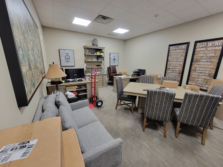 More Photos Of 114 S Main Ave, Sioux Falls Office For Lease