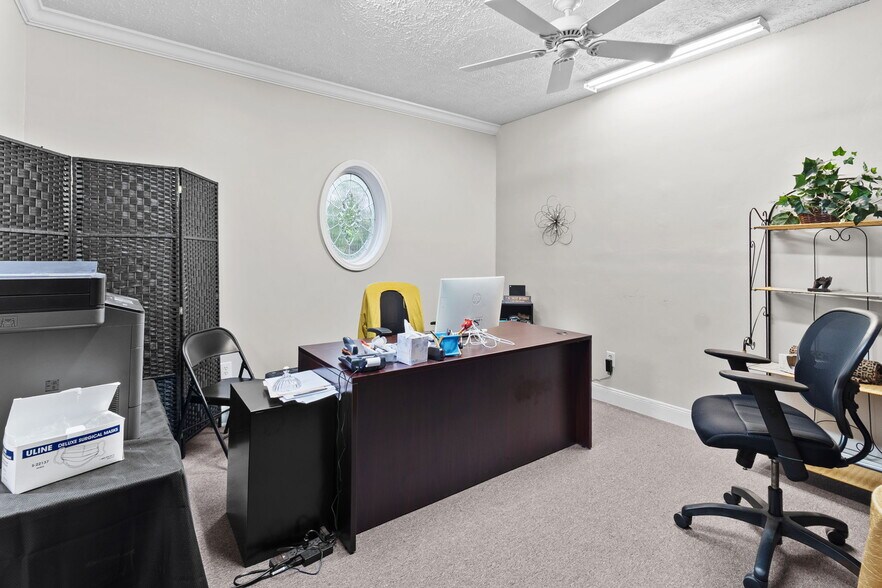 More Photos Of , Laurinburg Office For Sale