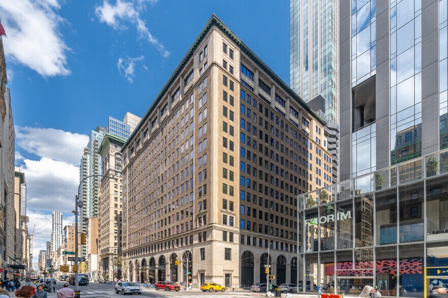 More Photos Of 295 5th Ave, New York Loft Creative Space For Lease