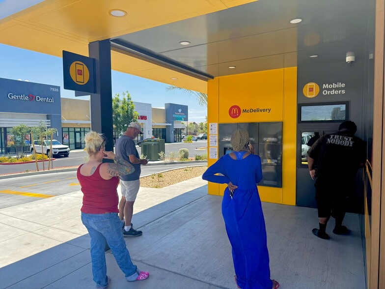 More Photos Of 7940 N Decatur Blvd, Las Vegas Fast Food For Sale
