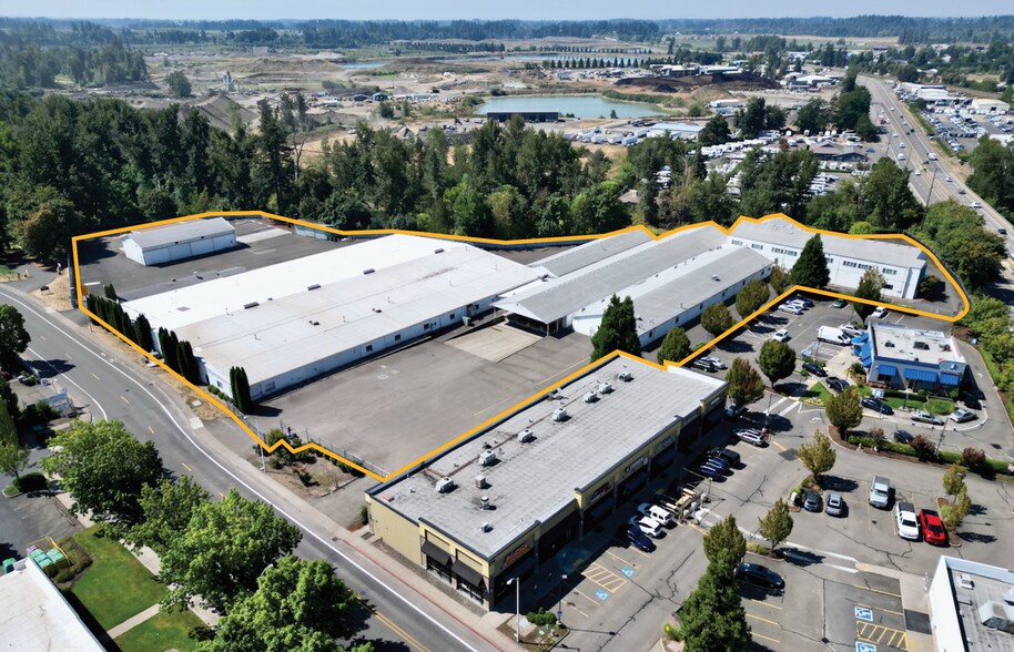 Primary Photo Of 1017 SW Berg Pky, Canby Manufacturing For Sale