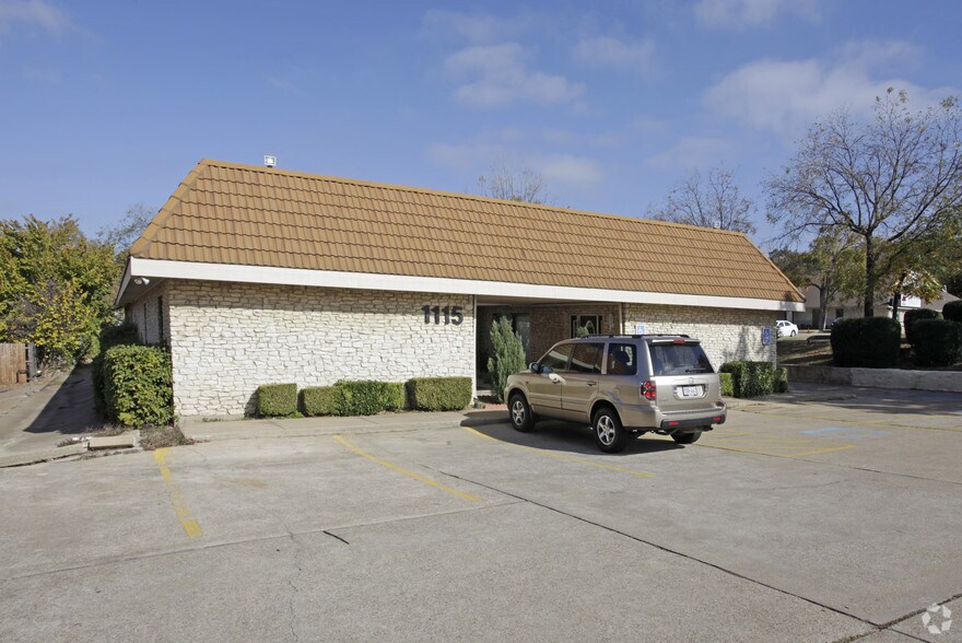 More Photos Of 1115 W Randol Mill Rd, Arlington Medical For Sale