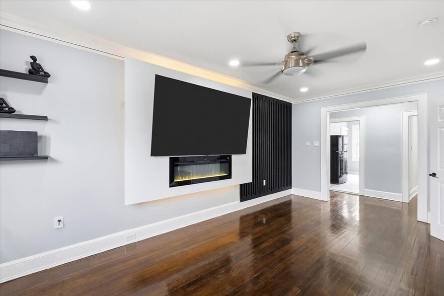 More Photos Of 216-218 Orange Ave, Irvington Convenience Store For Sale