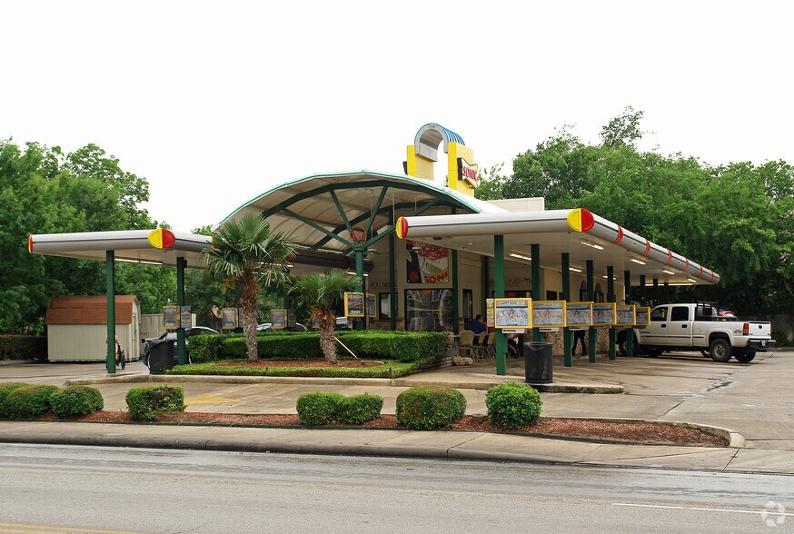 More Photos Of 2301 Blanco Rd, San Antonio Fast Food For Lease