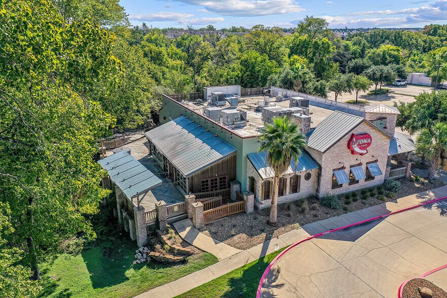 More Photos Of 520 Harvey Rd, College Station Restaurant For Lease