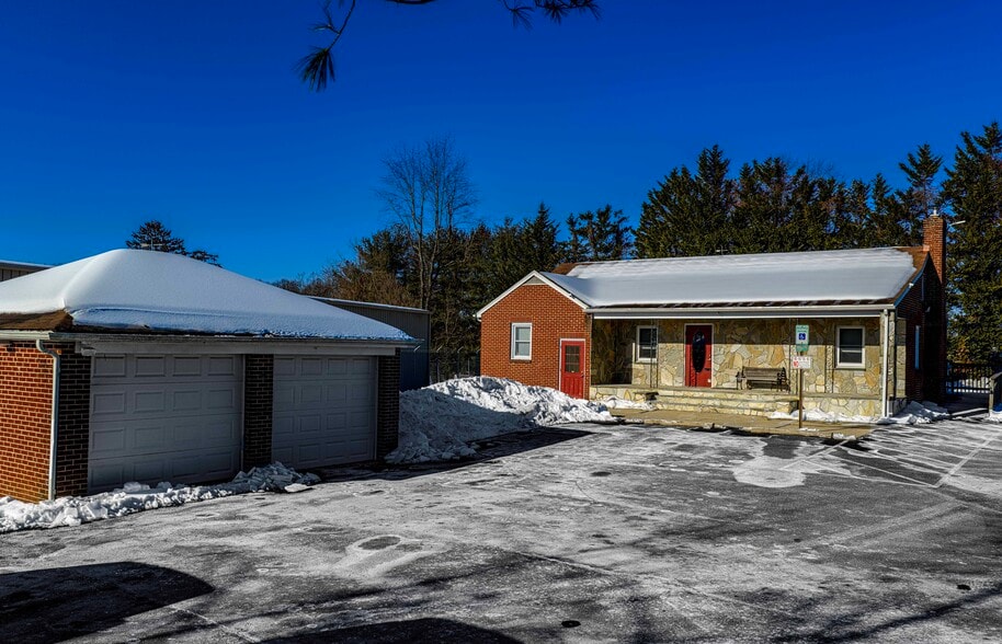 More Photos Of 1379 W Jarrettsville Rd, Forest Hill Office For Sale