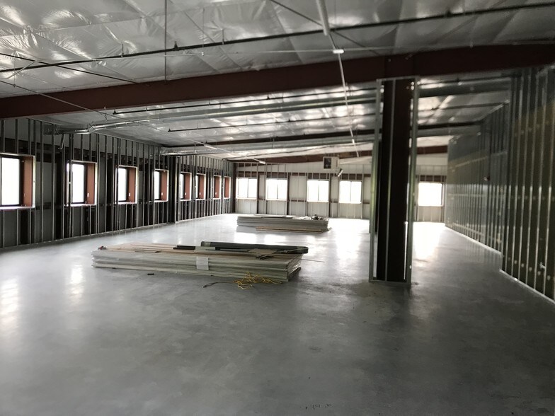 More Photos Of 3450 Berkmar Dr, Charlottesville Office For Lease