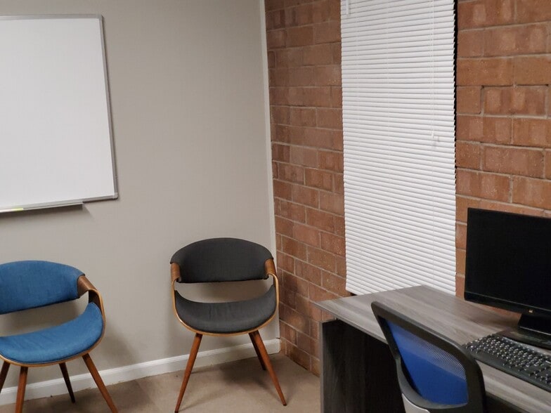 More Photos Of 3007-3023 S West Temple, Salt Lake City Light Manufacturing For Sale