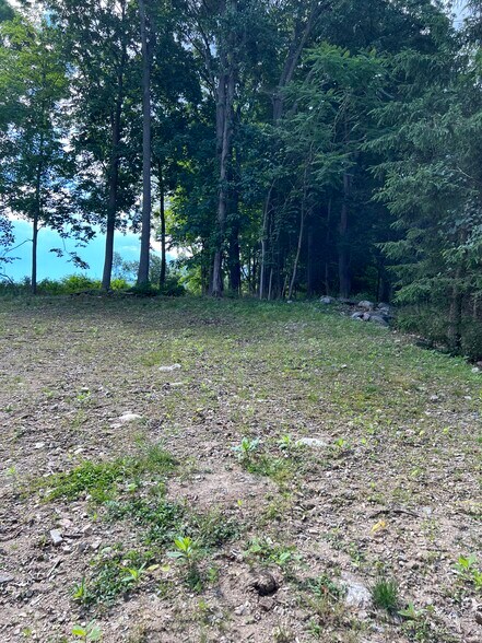 More Photos Of 131 Barclay Dr, Stamford Land For Sale