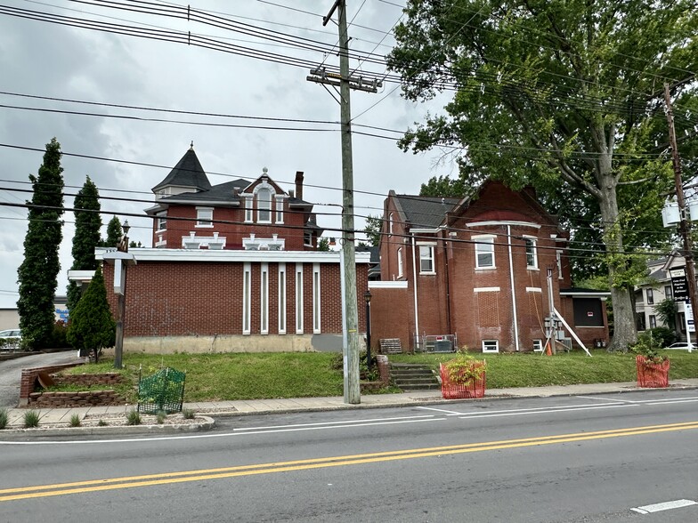 Primary Photo Of 1230 Bardstown Rd, Louisville Freestanding For Sale