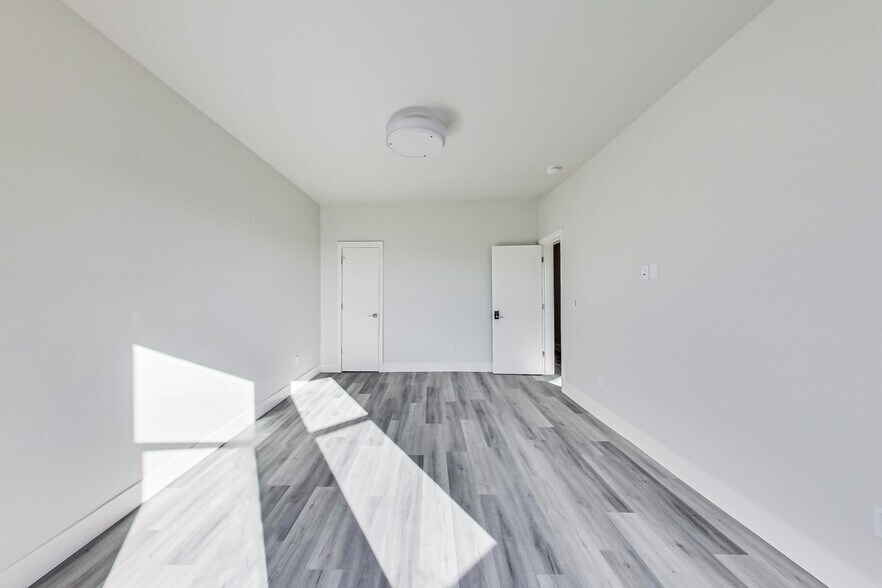 More Photos Of 811-815 Oak St, San Francisco Apartments For Sale