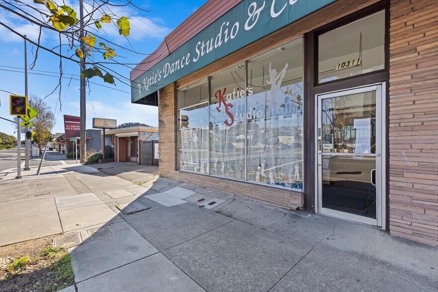 More Photos Of 10311-10317 San Pablo, El Cerrito Storefront For Sale