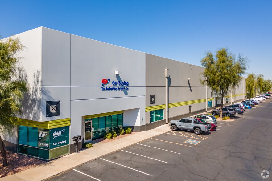 Primary Photo Of 5402 W Roosevelt St, Phoenix Warehouse For Lease