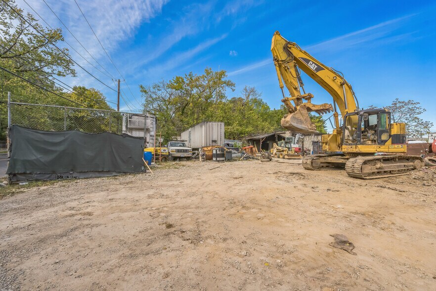 4214 Hunt Pl NE, Washington, DC 20019 Land For Sale