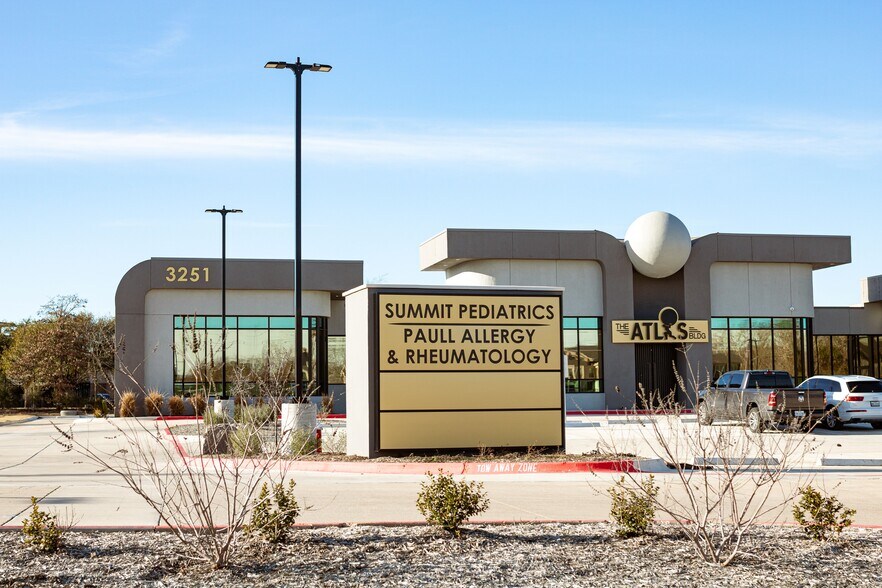 More Photos Of 3251 Harvey Rd, College Station Office For Lease