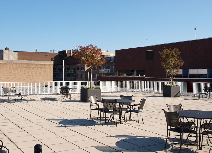 More Photos Of 2025 M St NW, Washington Office For Lease