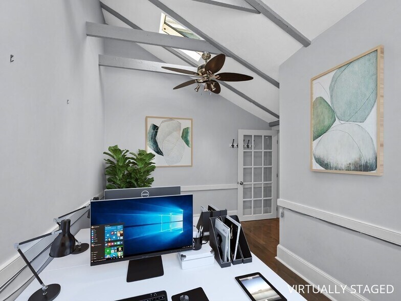 More Photos Of 1 Church Ct, Charlestown Office For Sale