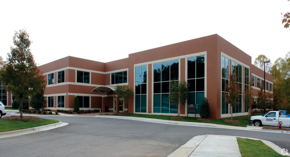 More Photos Of 1120 SE Cary Pky, Cary Unknown For Lease