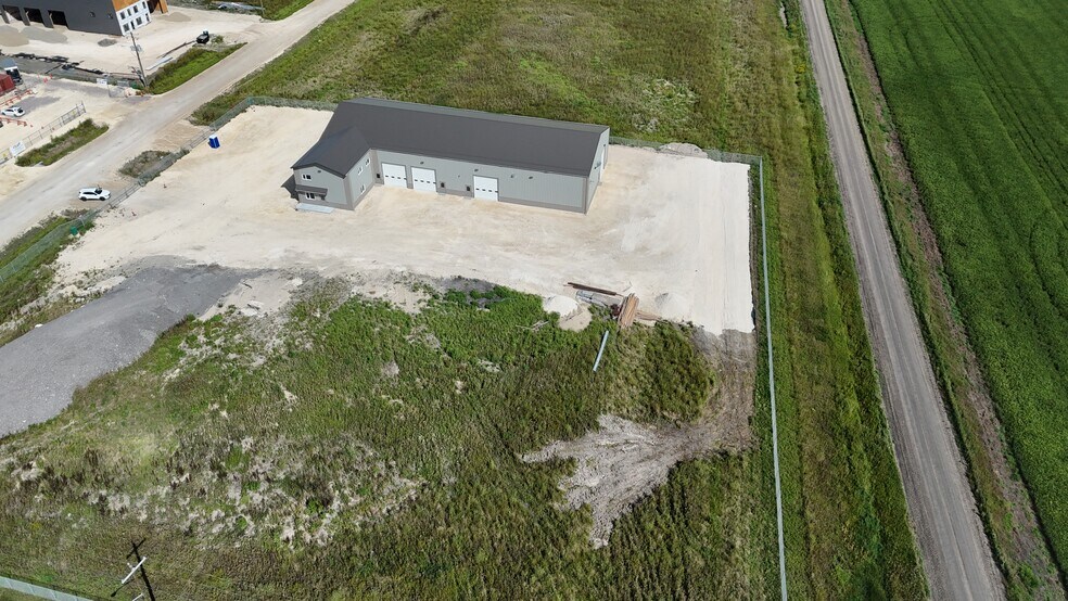 More Photos Of 119 Froese, Headingley Manufacturing For Lease