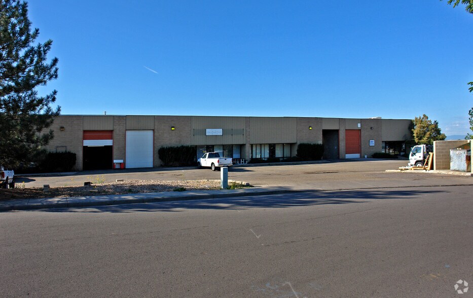 More Photos Of 505 Nucla Way, Aurora Warehouse For Lease