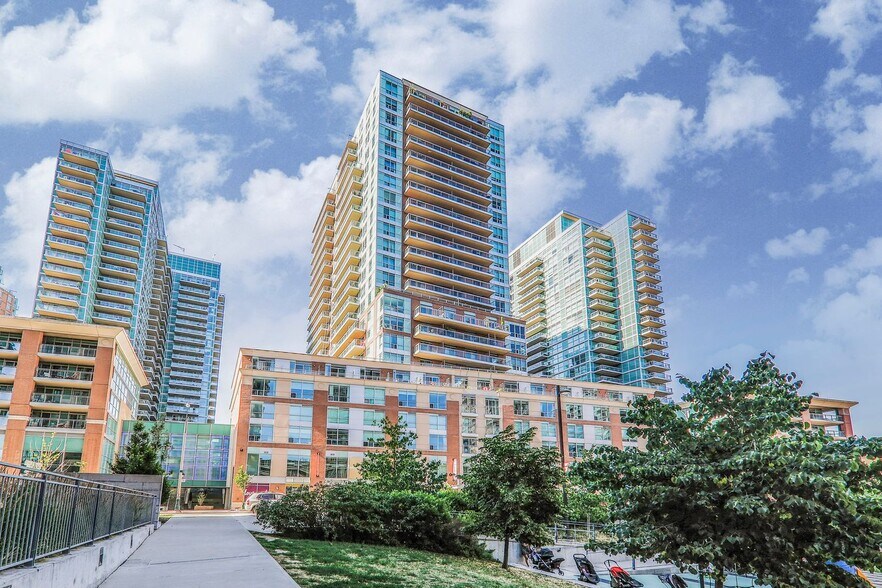 More Photos Of 50 Lynn Williams St, Toronto Apartments For Lease