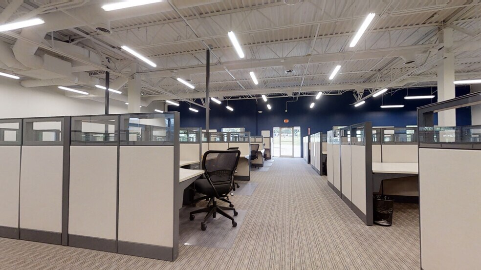 More Photos Of 3923 Ranchero Dr, Ann Arbor Office For Sale