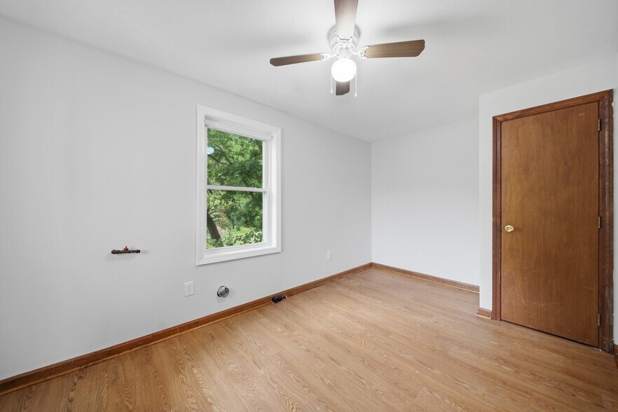 More Photos Of 61 B St, Manchester Multifamily For Sale