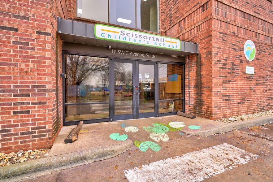 More Photos Of 111 SW C Ave, Lawton Medical For Sale
