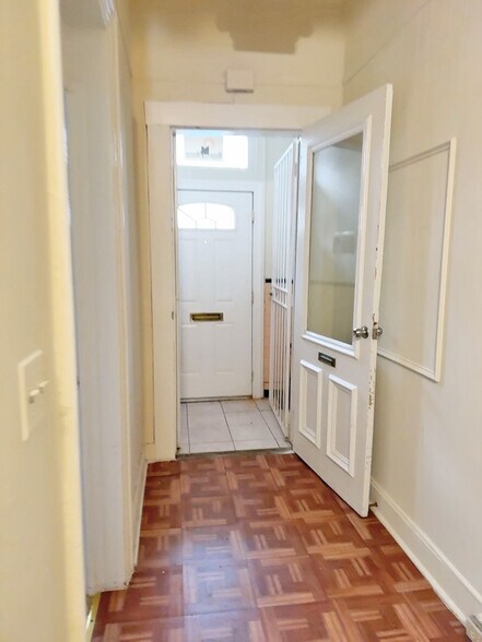 More Photos Of 1439 R St NW, Washington Land For Lease