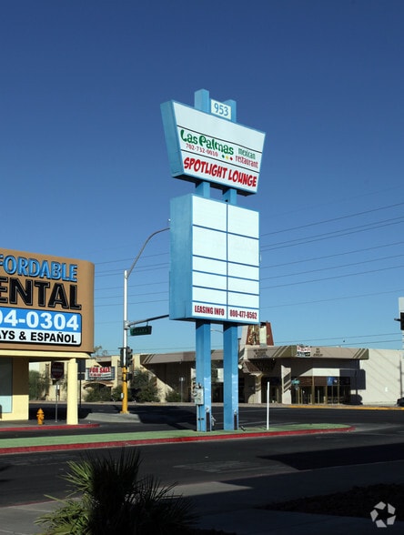 More Photos Of 953 E Sahara Ave, Las Vegas Storefront For Lease