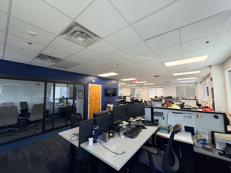 More Photos Of 401 E Elm St, Conshohocken Office For Lease