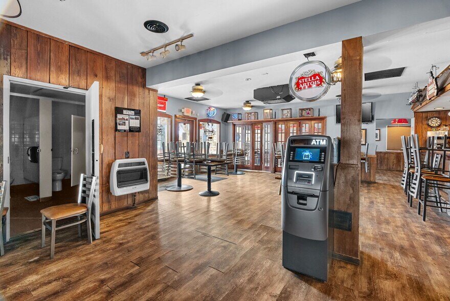 More Photos Of 2999 S Highway 94, Defiance Bar For Lease