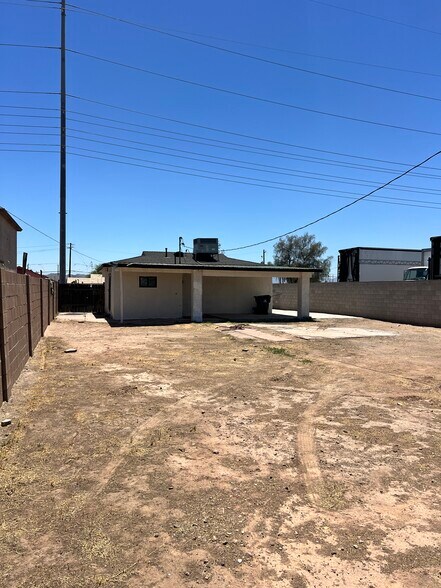 More Photos Of 1806 W Sherman St, Phoenix Industrial For Sale